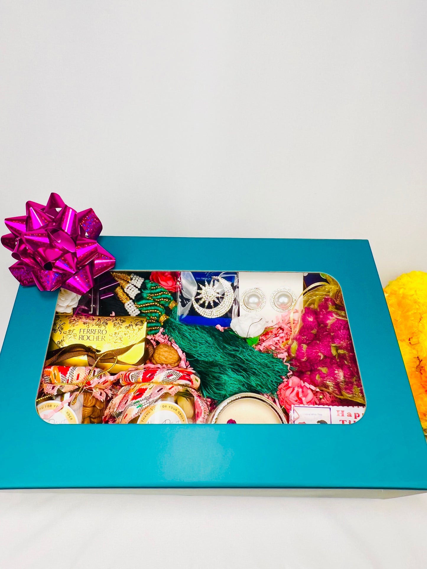 Didi-Bahini Tihar Gift Box
